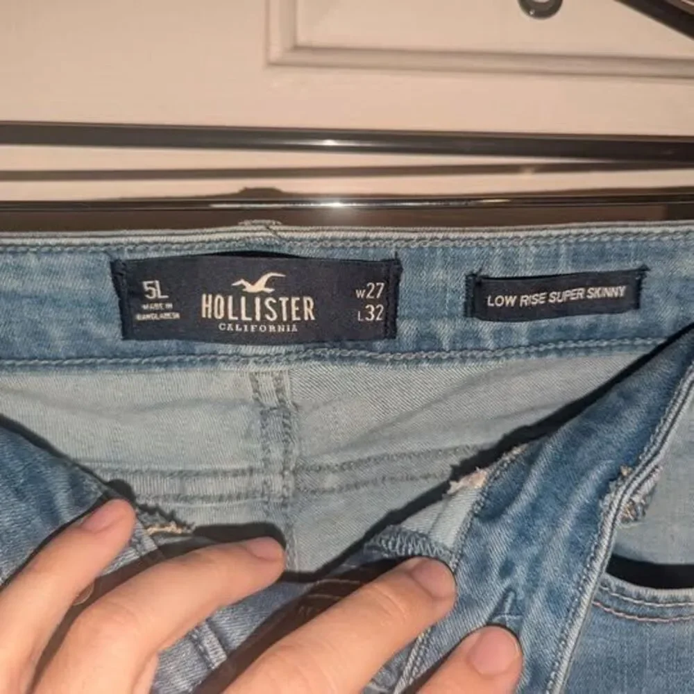 Unbranded take look